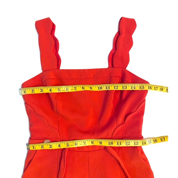 Adelyn Rae Lenora Scallop Romper Size Small - Picture 10 of 16